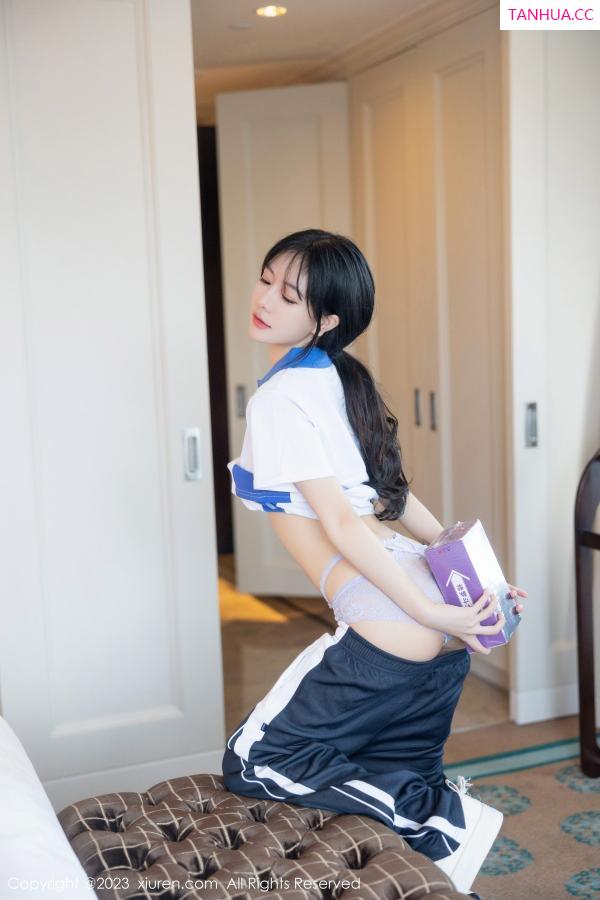   [XiuRen]高清写真图 2023.07.14 No.7085 幼幼 学生美腿第34张图片